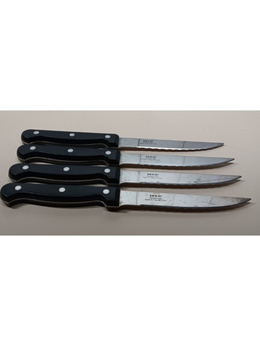 4 Ikea Steak Knives Serrated Stainless 4.5" Blade Plastic Handle Black